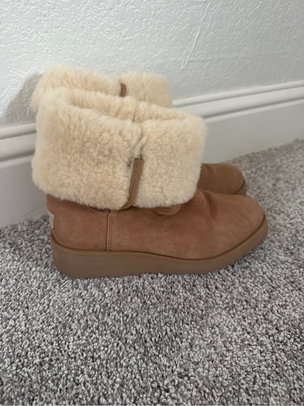 Like New Uggs